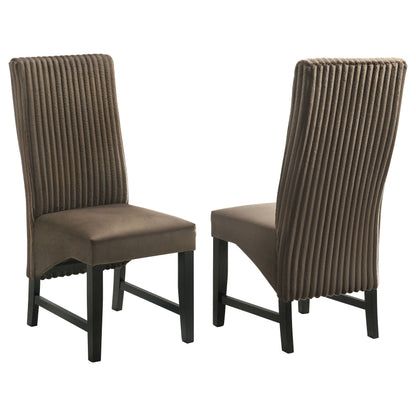 Barrand - Chaise de salle à manger rembourrée (ensemble de 2)